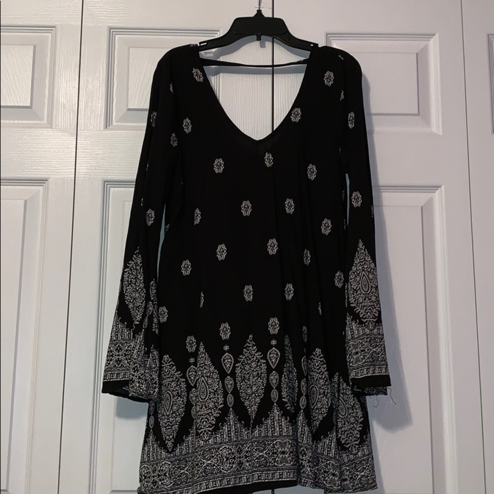 Boho Flare-Sleeve Dress